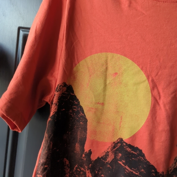 Boys Mountain Snowboarding Graphic Tee, Orange NWT - Picture 7 of 10
